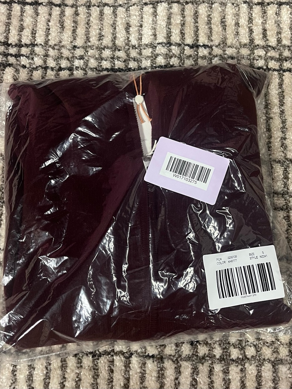 NWOT Quince 100% Mongolian Cashmere Full Zip Sweater - Small - Burgundy - Picture 6 of 10